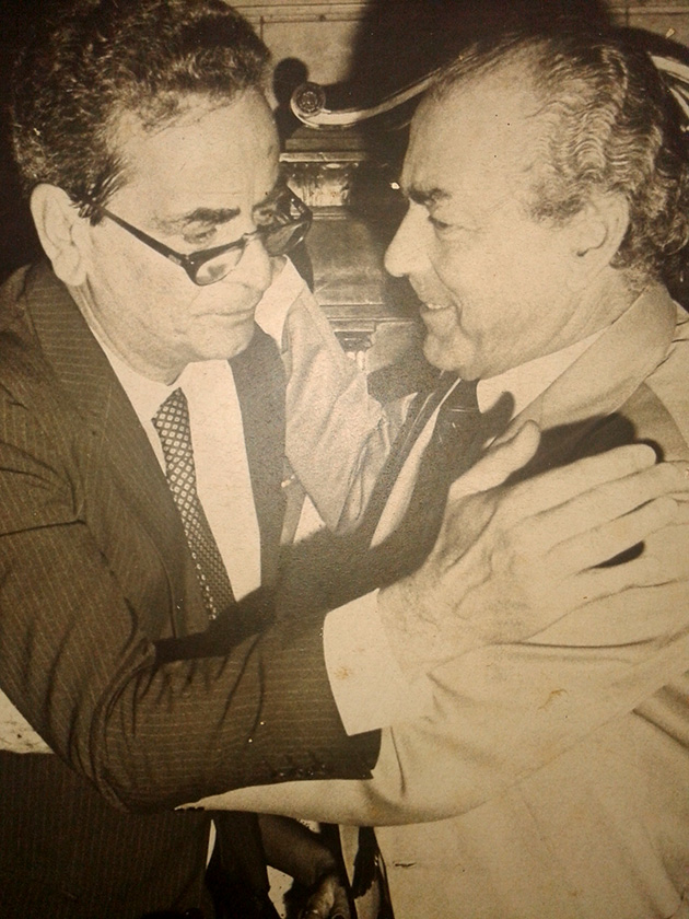 Foto: Brizola na posse do prefeito Marcello Alencar, em 1989.