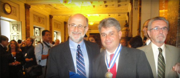 Leia mais sobre o artigo Entrega de Medalha Tiradentes a Presidente do TJ e Procurador Geral