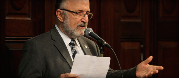 Leia mais sobre o artigo Luiz Paulo comenta projeto, falta de quórum e manifestações no Plenário