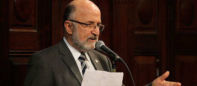 Leia mais sobre o artigo Luiz Paulo questiona “moralidade” do PT no julgamento do mensalão