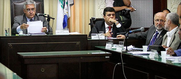 Leia mais sobre o artigo Luiz Paulo ressalta importância de emendas em Audiência Publica sobre Dedicação Exclusiva