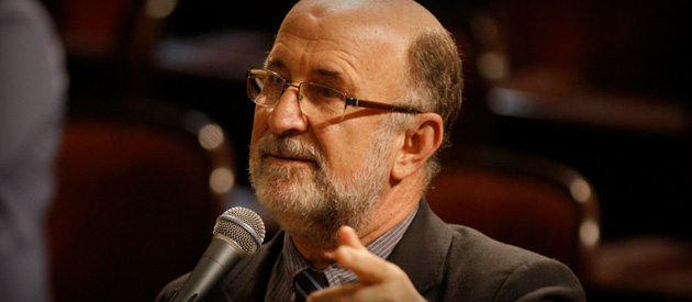 Leia mais sobre o artigo Luiz Paulo critica empréstimo e submissão do parlamento