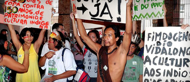 Protesto, bate-boca e confusão na audiência para privatizar o Maracanã