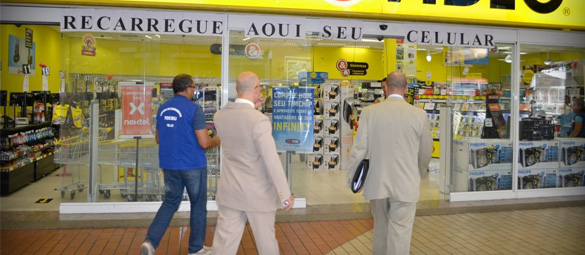 Procon-RJ multa dez grandes lojas por irregularidades na informação do preço