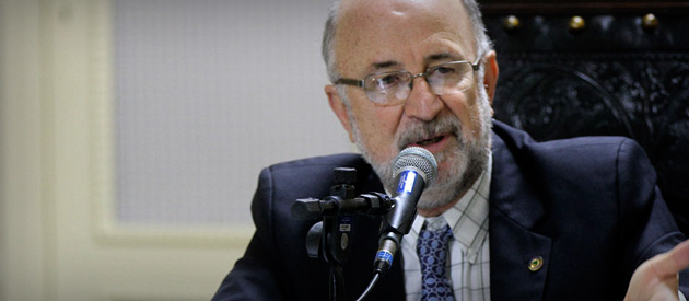 Leia mais sobre o artigo Luiz Paulo se abstém em votação na CCJ