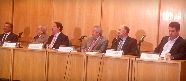 Leia mais sobre o artigo Luiz Paulo participa de debate sobre redução da maioridade penal