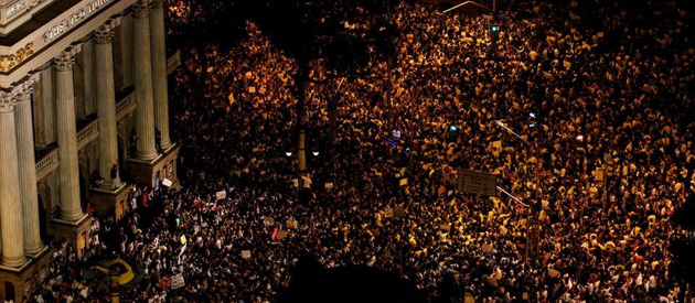 Luiz Paulo discute manifestações