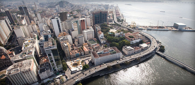 Leia mais sobre o artigo Parlamentares criticam projeto de edificação da Zona Portuária