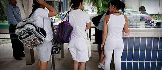 Leia mais sobre o artigo Sancionada Lei que proíbe exigência de uniformes para acompanhantes e babás em clubes