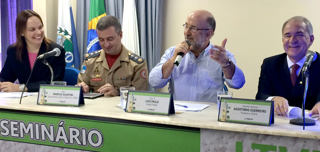 Luiz Paulo apresenta lei de autovistoria em edifícios durante seminário