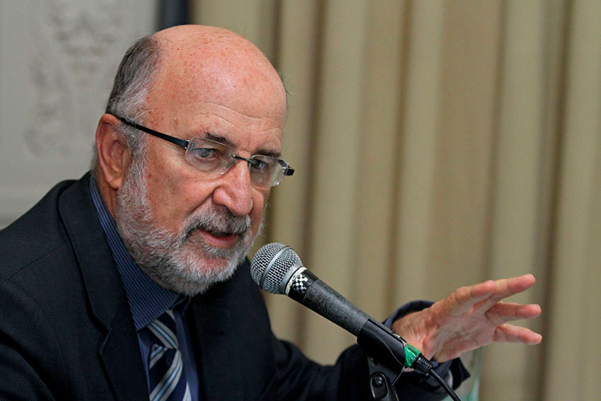 Leia mais sobre o artigo UERJ, UENF E UEZO podem ter autonomia financeira a partir de 2018