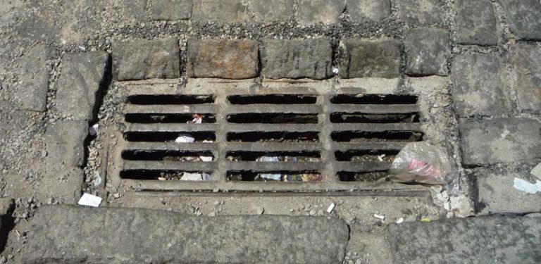 Leia mais sobre o artigo Luiz Paulo critica Prefeito do Rio que sugere “bueiros eletrônicos” para resolver as enchentes da cidade