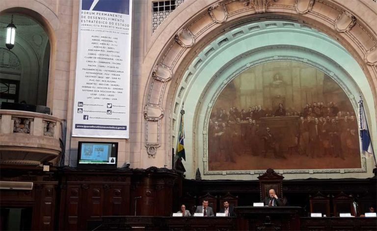 Leia mais sobre o artigo Palestra “Pensar e Construir o Rio do Fórum Permanente de Desenvolvimento Estratégico na Alerj