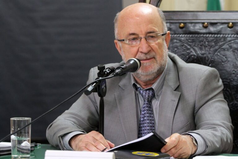 Deputado Luiz Paulo vota pela não aprovação das contas de 2019 do Governo Witzel