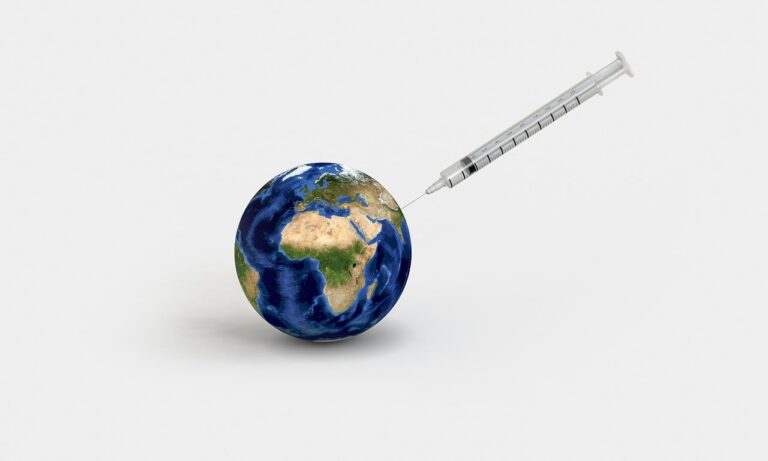 A importância da vacina como medida de solidariedade social, por Luiz Paulo
