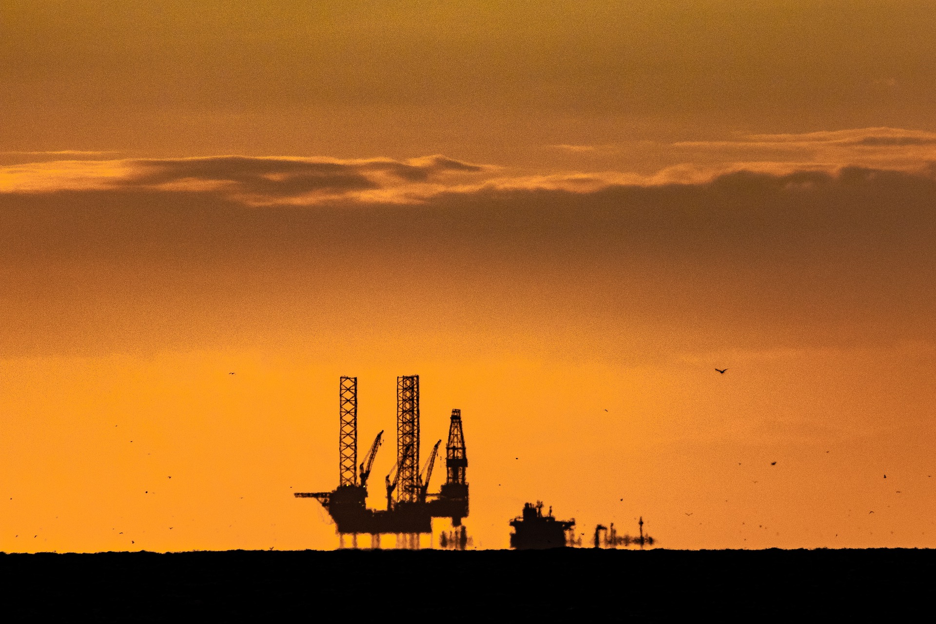 Leia mais sobre o artigo CPI para investigar queda na arrecadação de royalties e participações especiais na área de petróleo e gás apresenta seu plano de trabalho.