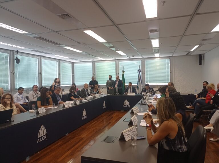Leia mais sobre o artigo Deputado Luiz Paulo dá parecer favorável as contas do Governo e faz quatro ressalvas